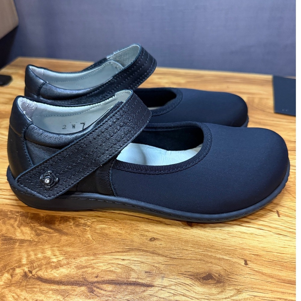 David Tate Women's Black Fabric Leather Mary Jane Flats Made in Italy Size 7W
